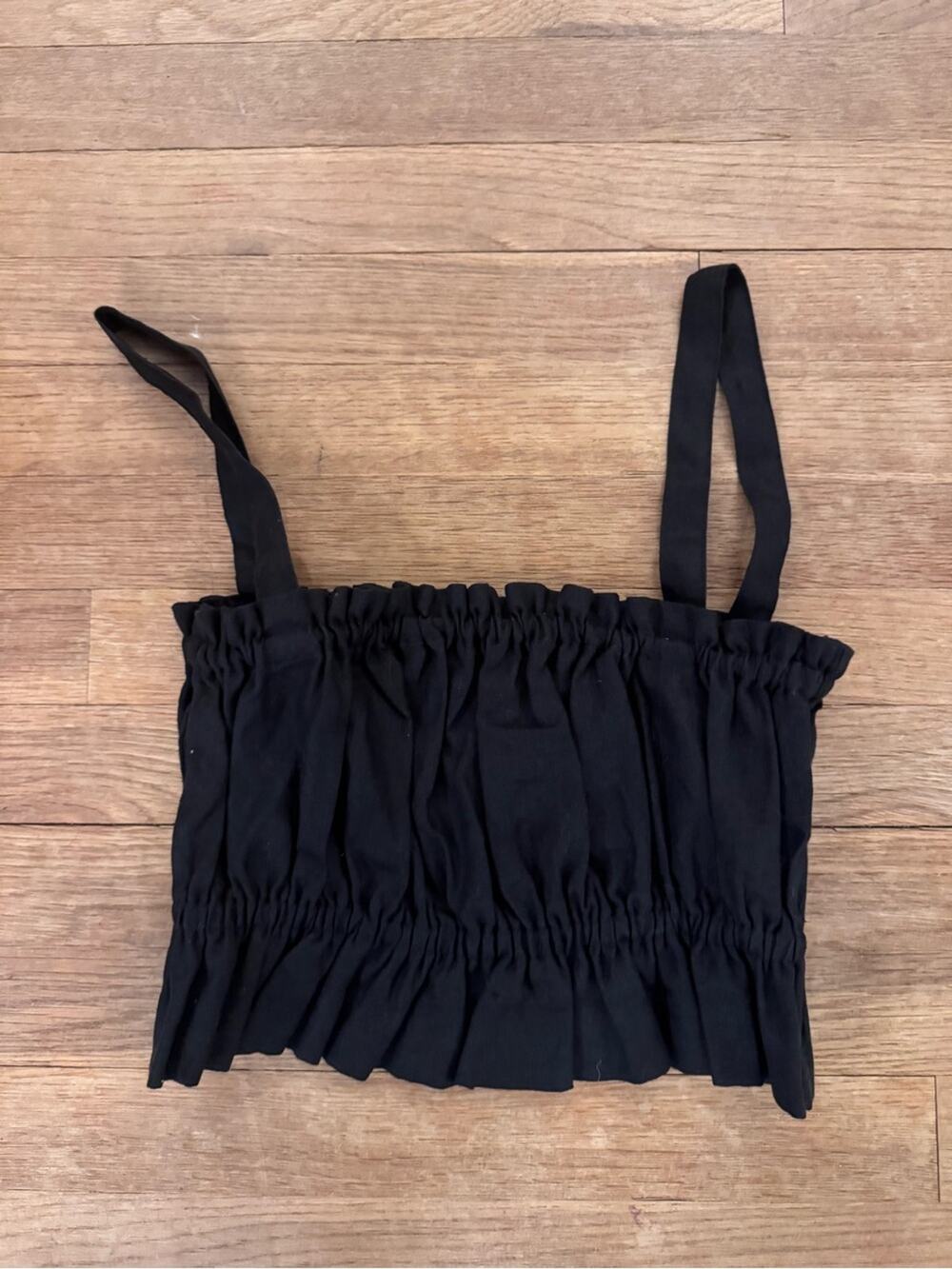 The Lady & The Sailor Women's Black 100% Linen Smocked Crop Top - Size 1
 b87